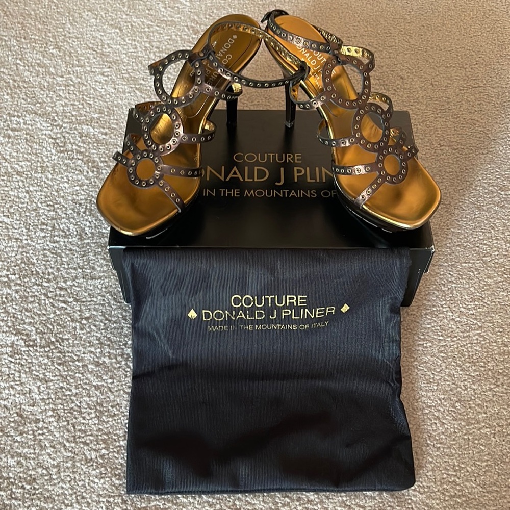 Donald J Pliner Couture Heel Sandals - Picture 5 of 6